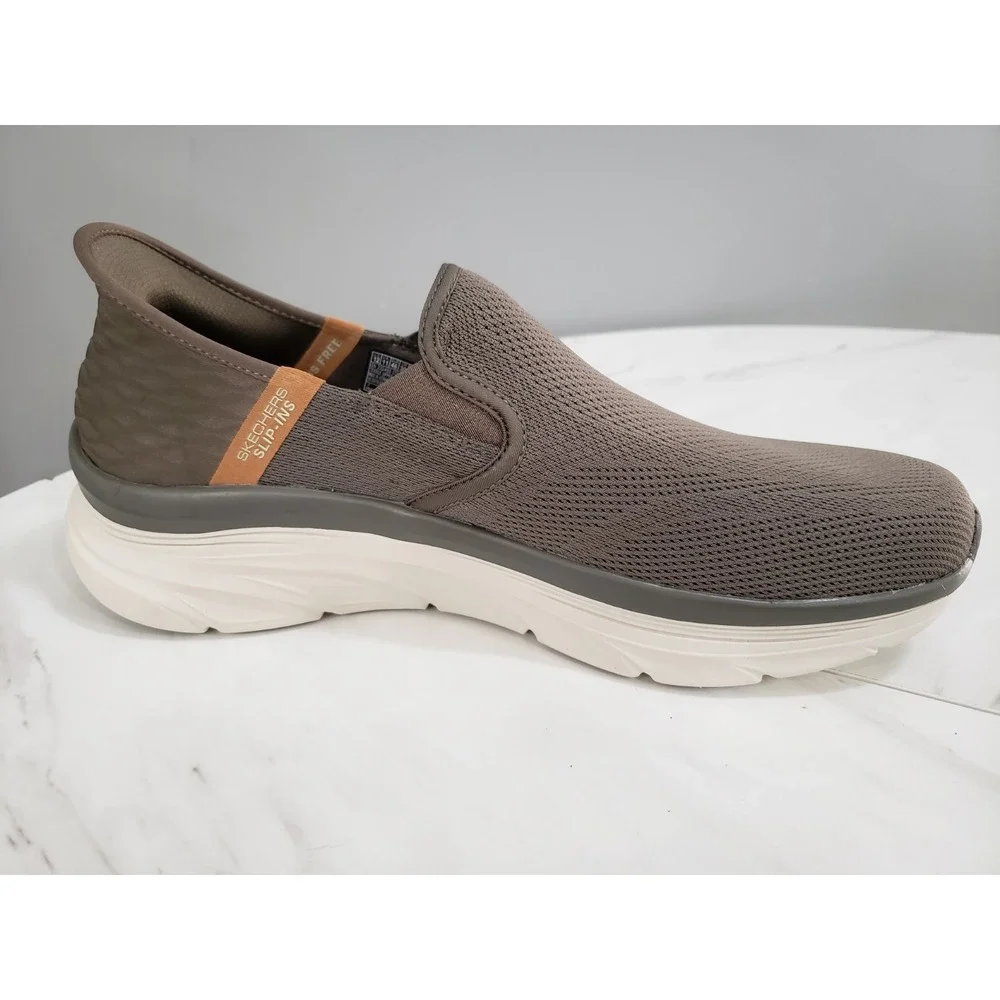 SKECHERS MEN'S‎ D'LUX WALKER-ORFORD 232455BRN MEDIUM WIDTH SLIP-IN WALKING SHOES
